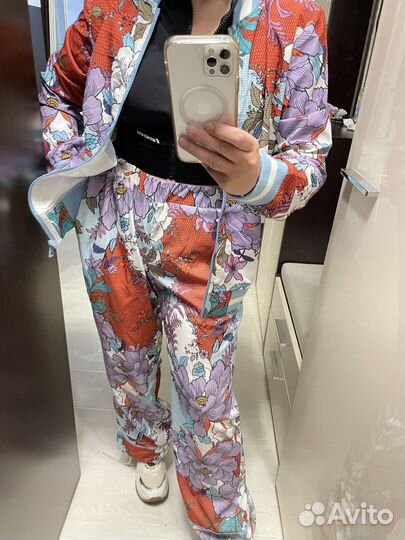 Женский спортивный костюм 42-44 размер