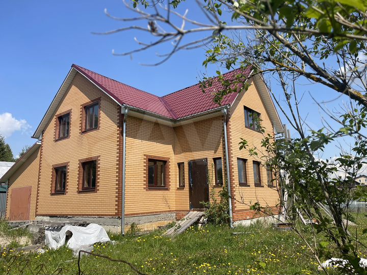 Дом 243,6 м² на участке 22 сот.