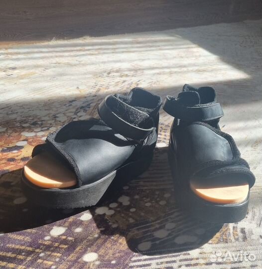 Ортопедическая обувь (Ботинок Барука)