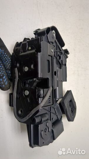 Замок двери Audi Q3 2018, 2021