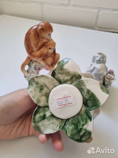 Новый набор из двух статуэток и подсвечника