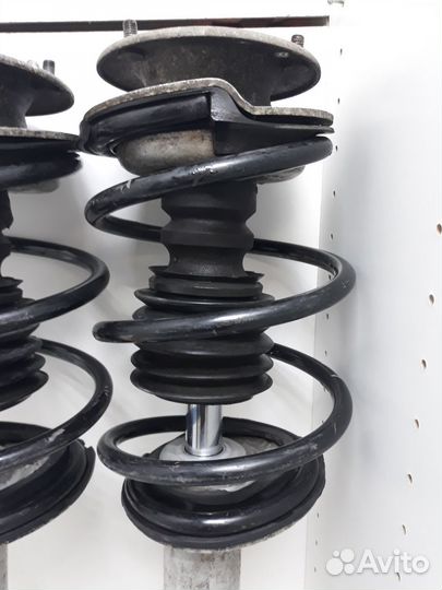 Стойки BMW 5 e39 передние оригинал