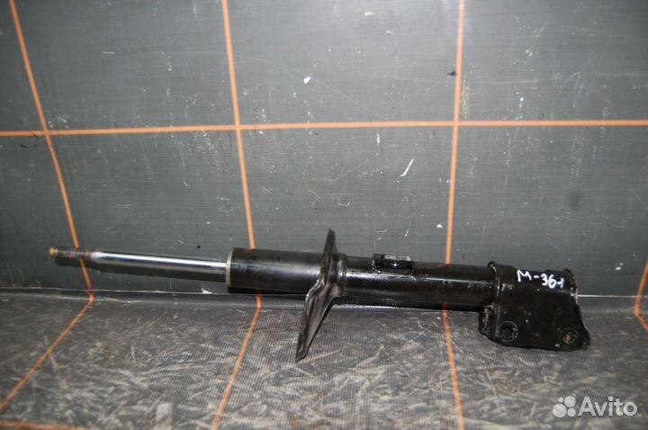 Амортизатор передний (левыйправый)