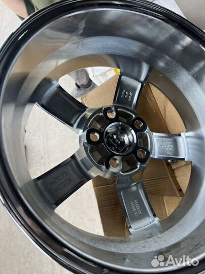 Диски Mitsubishi R17 5/114.3 Новые