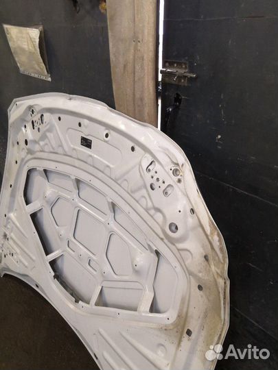 Капот бмв ф30