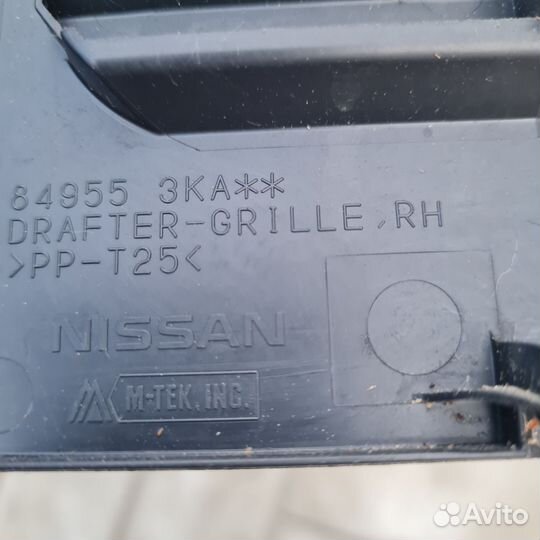 Пластик багажника Nissan Pathfinder R52 8022109