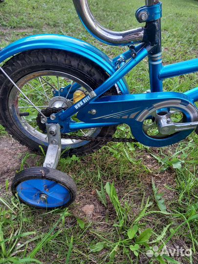Велосипед детский 4 колесный