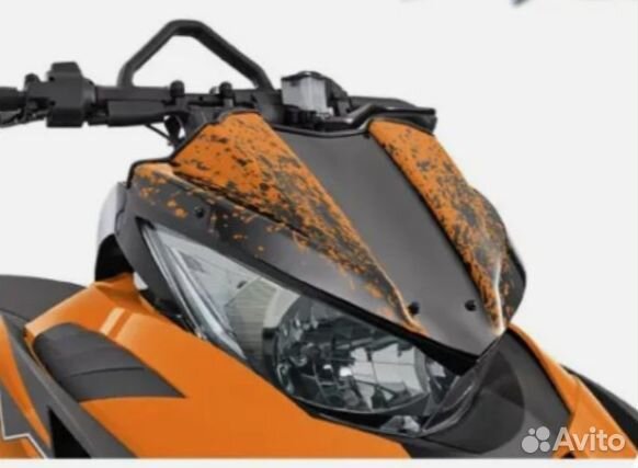 Стекло ветровое на снегоход оранжевое AC