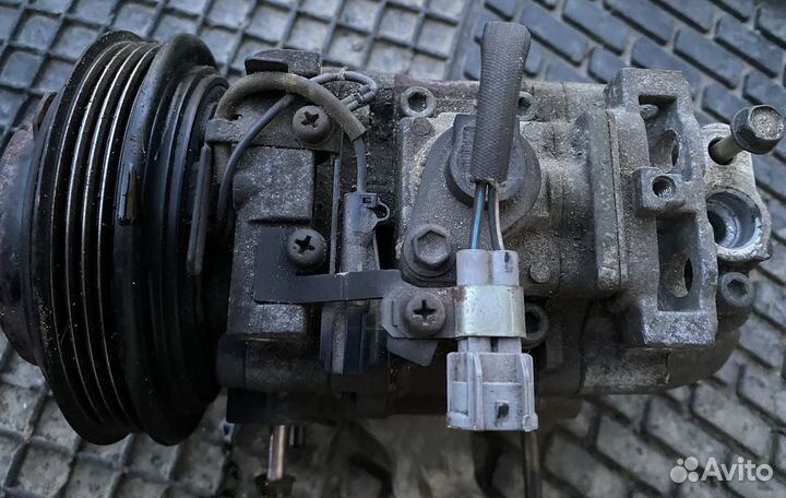 Компрессор кондиционера Subaru 442500-4513