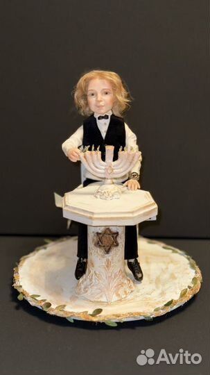 Кукла с подсветкой