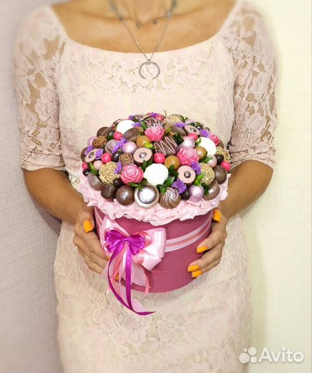 Сладкие подарки/букеты из конфет от