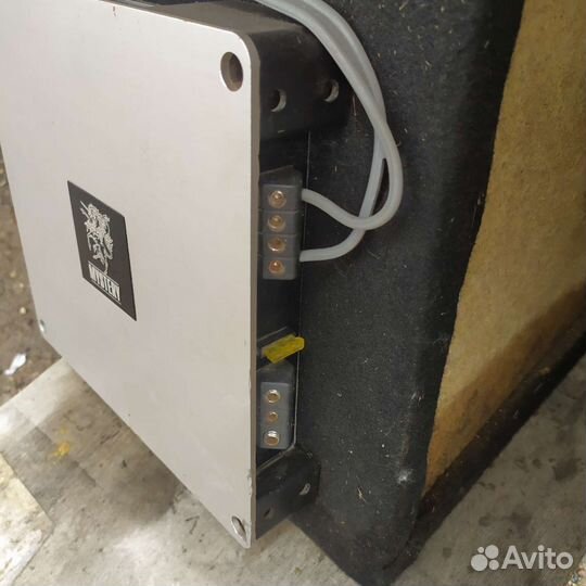 Усилитель сабвуфер 