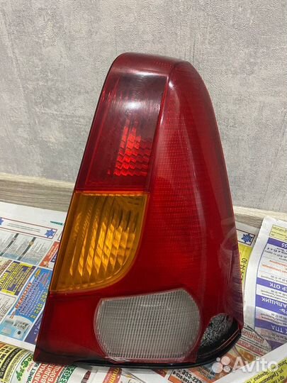 Продам задний фонарь на рено логан 1