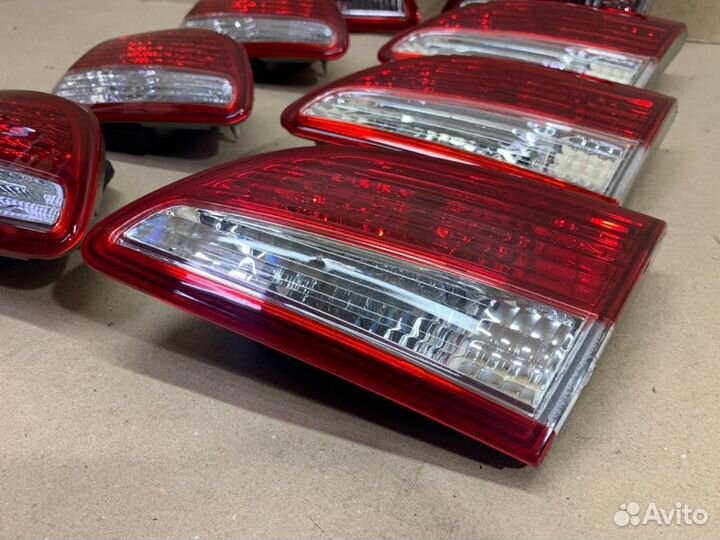 Фонарь задний Nissan Almera G15