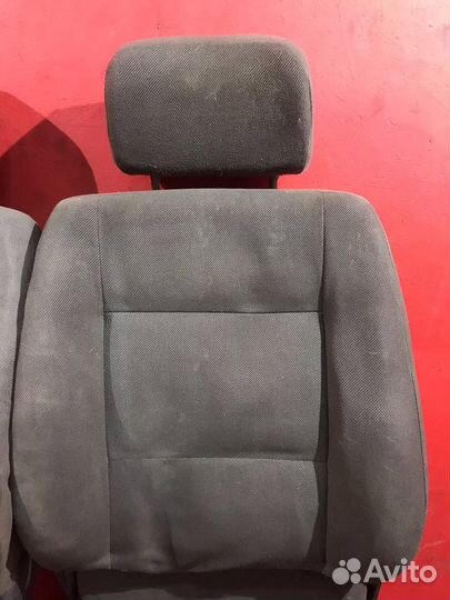 Ауди 80 сиденья передние левое правое