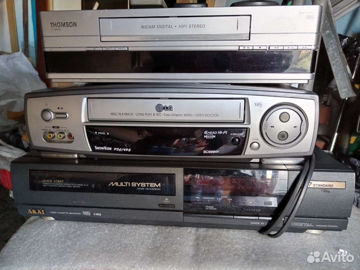 Видеомагнитофон