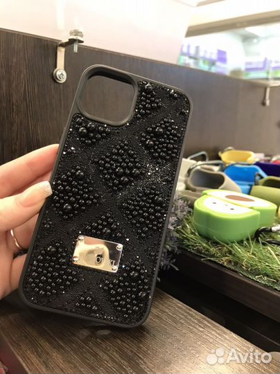 Чехол с камнями iPhone 13
