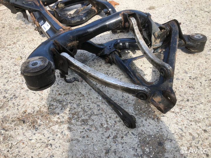 Подрамник задний Volkswagen Touareg 1 2006 г