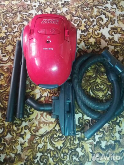 Пылесосы LG V-C3744HT, Samsung VC 6313H