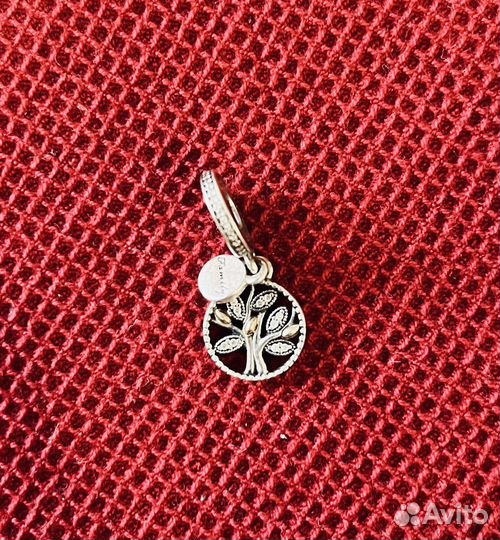 Оригинальный шарм и браслет Pandora