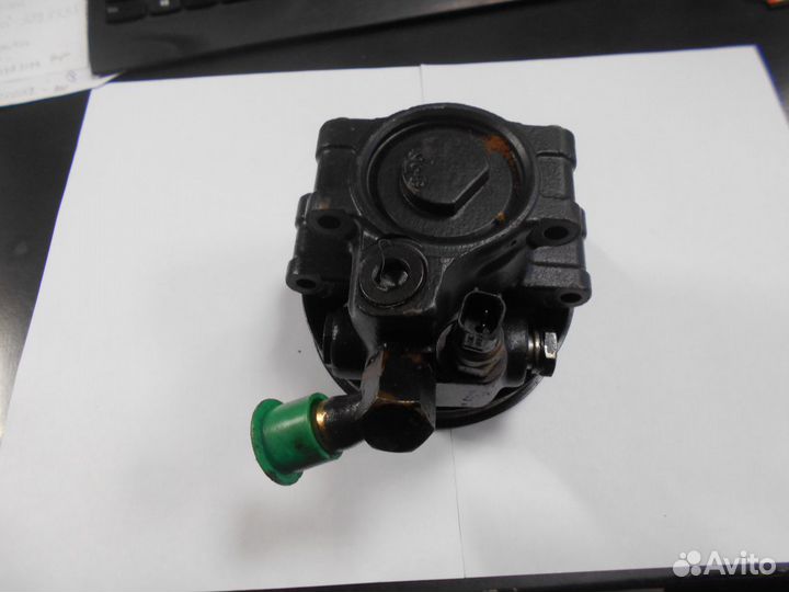 Насос гур с датчиком давления Ford Focus 1