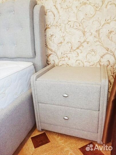 Кровать с каретной стяжкой