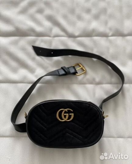 Поясная сумка guess