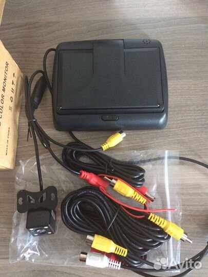 Камера заднего вида с дисплеем