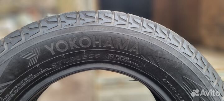 Yokohama Ice Guard G075 235/60 R16