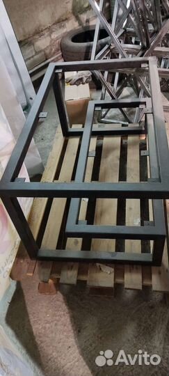 Подстолье лофт