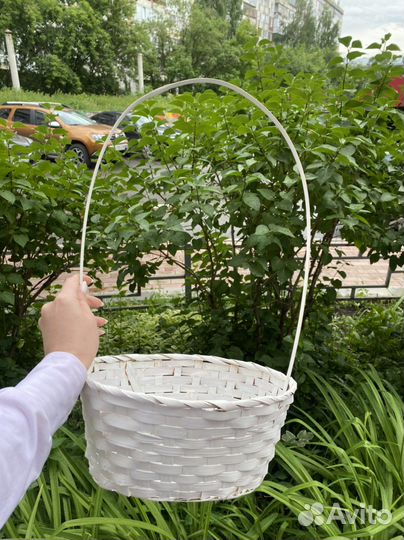 Корзина плетеная
