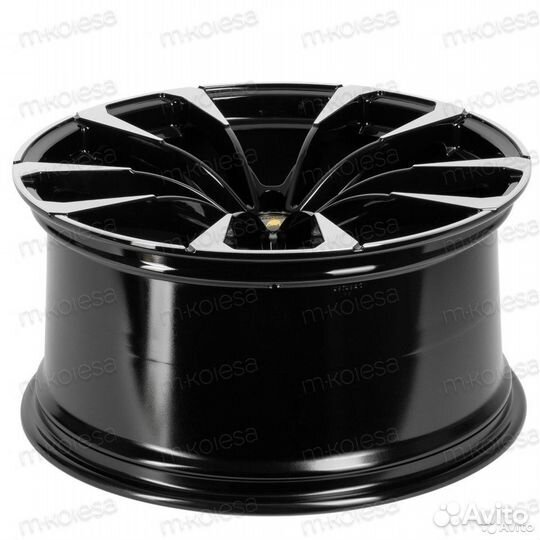 Кованые диски R22 Lamborghini Urus