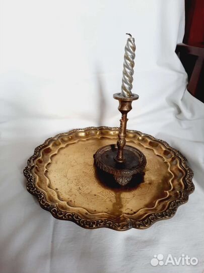 Старинный подсвечник
