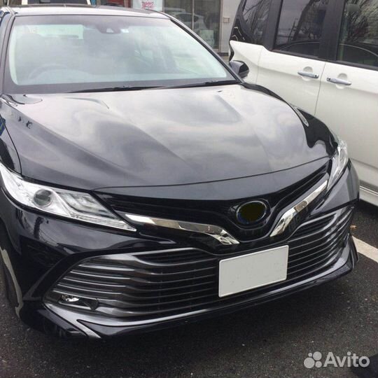 Накладки на передний бампер Toyota Camry V70