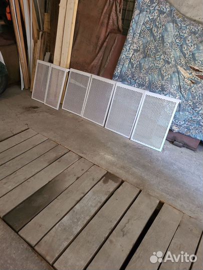 Экран для радиатора отопления