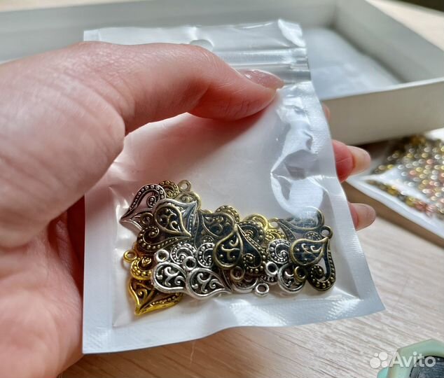 Подвески в виде сердца для рукоделия