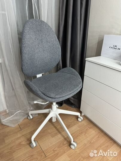 Kpecлo hattefjall стул iкеa хаттефьелль