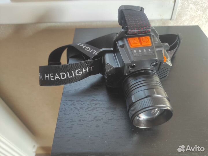 Налобный фонарь