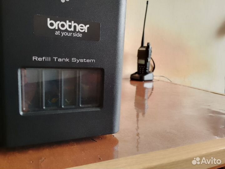 Принтер цветной brother