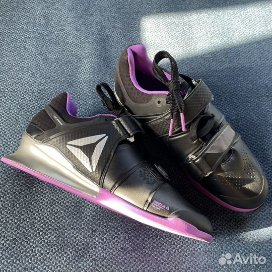 Новые штангетки Reebok Legacy Lifter