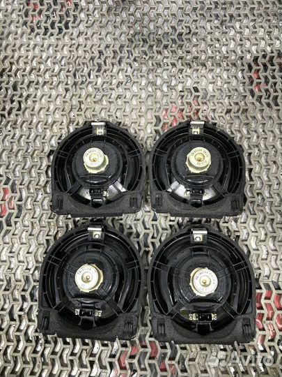 Динамик Honda Accord