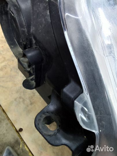 Фара на ford focus 3