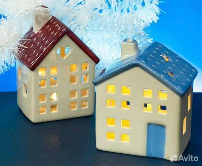 Продам новогодние домики с подсветкой