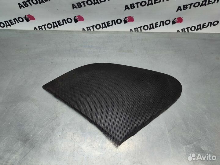 Накладка динамика Volvo XC90 I 2004 г.в