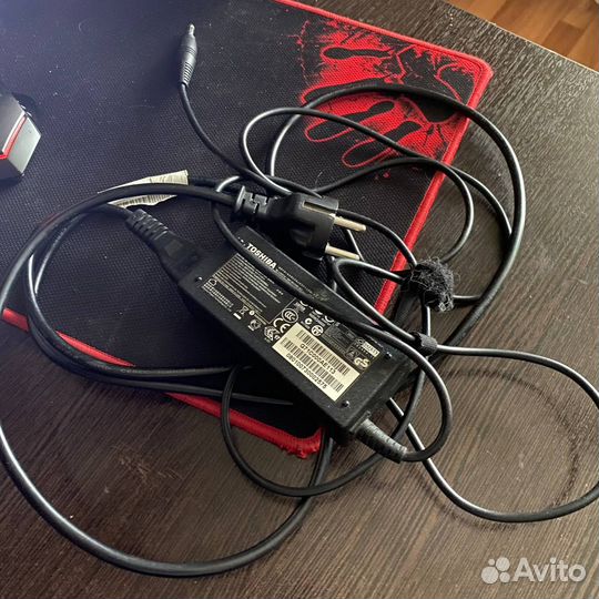 Ноутбук на запчасти 