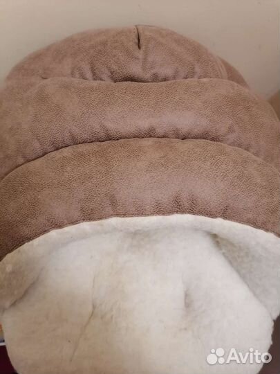 Лежанка для кошек