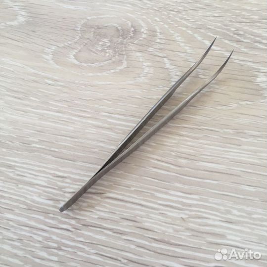 Пинцет для ресниц