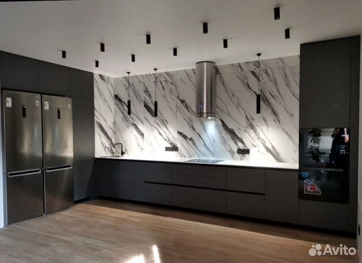 Кухонный гарнитур угловой в Ялте