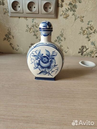 Посуда и предметы интерьера гжель