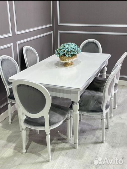 Стол и стулья сурен